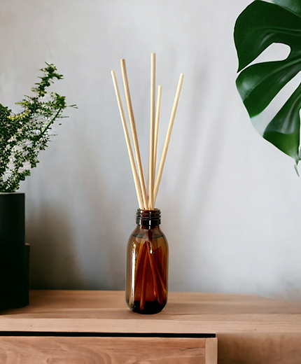 woode. 100% természetes, növényi bázisolaj alapú térillatosító, diffúzor, reed diffuser